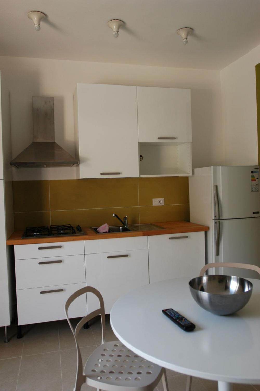 Hotel E Residence Il Faro Ачиароли Екстериор снимка